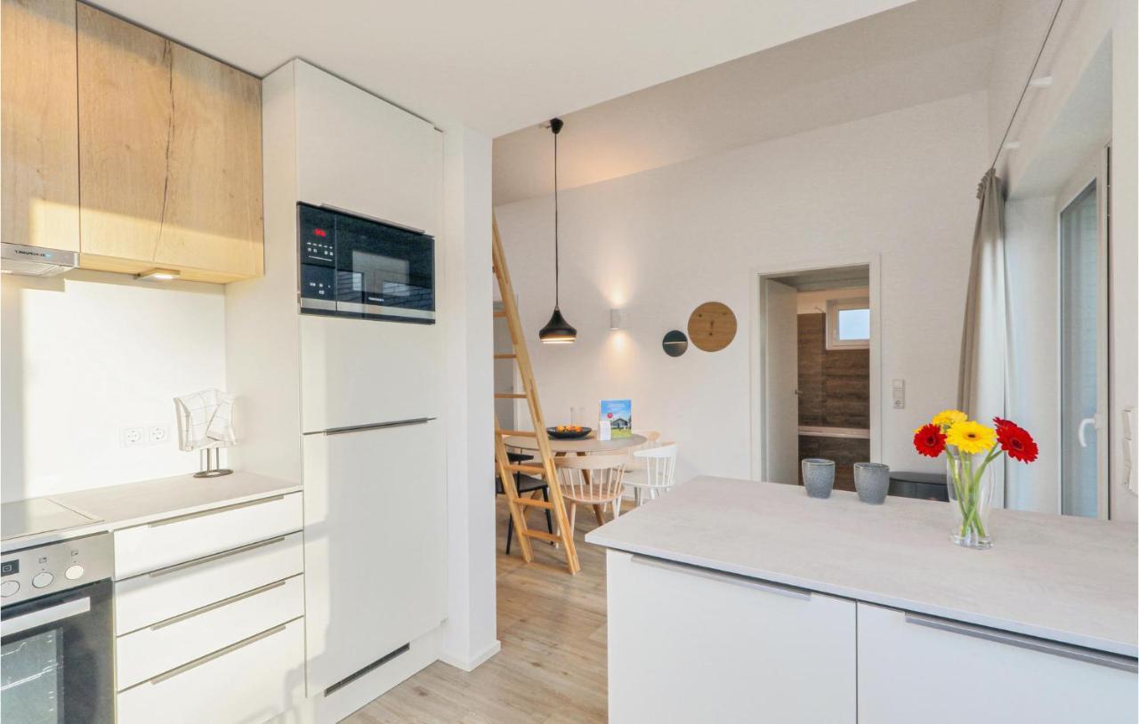 Beach Front Home In Lembruch-Duemmer See With Wifi ภายนอก รูปภาพ
