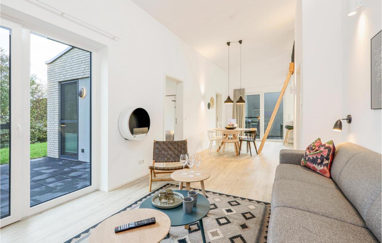 Beach Front Home In Lembruch-Duemmer See With Wifi ภายนอก รูปภาพ