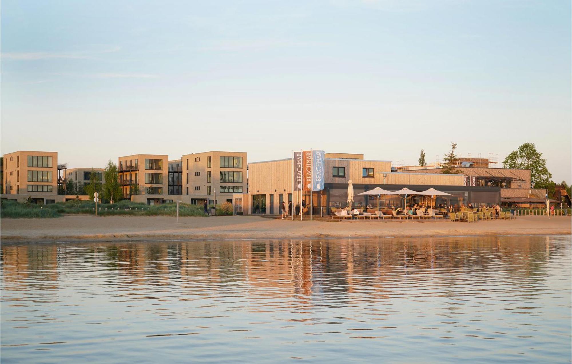 Beach Front Home In Lembruch-Duemmer See With Wifi ภายนอก รูปภาพ